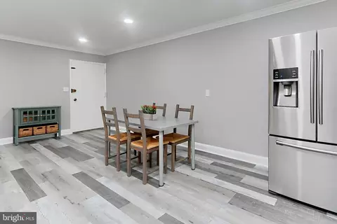 Dining - 8318 K Kingsgate Rd #545, Springfield, VA 22152 photo 1 of 2