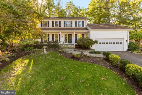 7810 Tower Woods Dr, Springfield, VA 22153