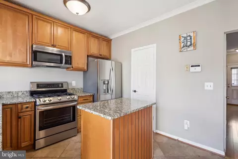 3011 Mcmaster Ct, Herndon, VA 20171 photo 7