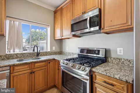 3011 Mcmaster Ct, Herndon, VA 20171 photo 10