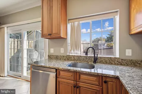 3011 Mcmaster Ct, Herndon, VA 20171 photo 11
