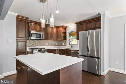 1935 Foxhall Rd, Mclean, VA 22101 photo 17