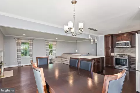 1935 Foxhall Rd, Mclean, VA 22101 photo 9