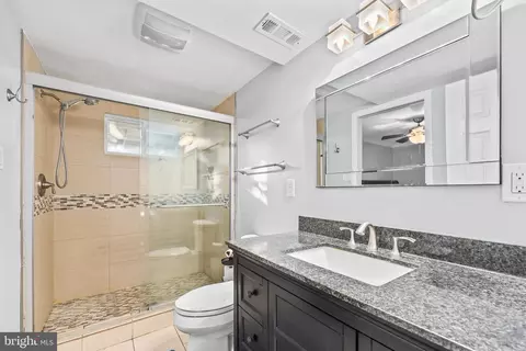 1935 Foxhall Rd, Mclean, VA 22101 photo 28