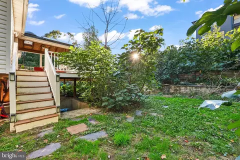 1935 Foxhall Rd, Mclean, VA 22101 photo 38