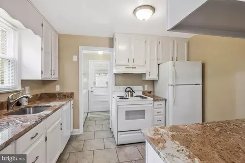 6710 Greenleaf St, Springfield, VA 22150 photo 14