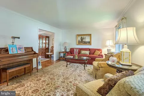7109 Rolling Forest Ave, Springfield, VA 22152 photo 7