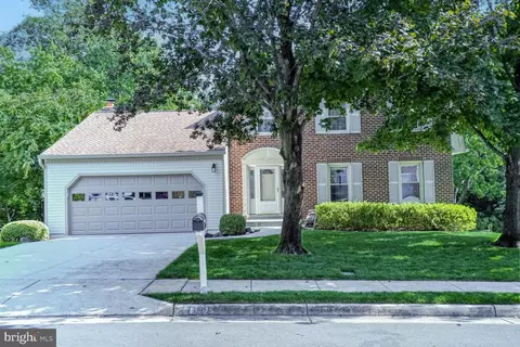 7109 Rolling Forest Ave, Springfield, VA 22152