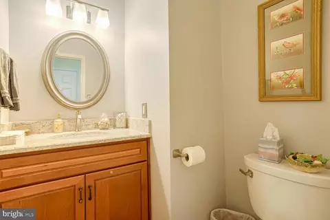 7109 Rolling Forest Ave, Springfield, VA 22152 photo 16