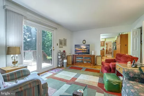 7109 Rolling Forest Ave, Springfield, VA 22152 photo 14