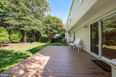 Exterior - 4407 Tulip Tree Ct, Chantilly, VA 20151 photo 3 of 7