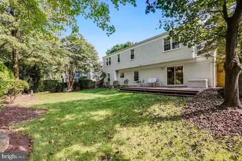 Exterior - 4407 Tulip Tree Ct, Chantilly, VA 20151 photo 7 of 7