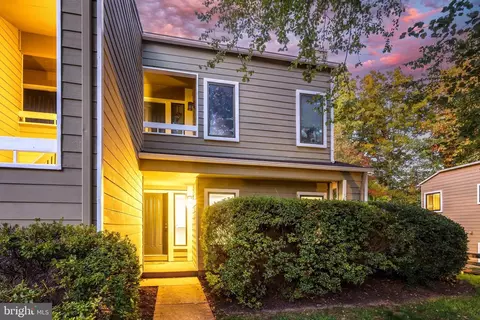 1944 A Villaridge Dr #1944A, Reston, VA 20191