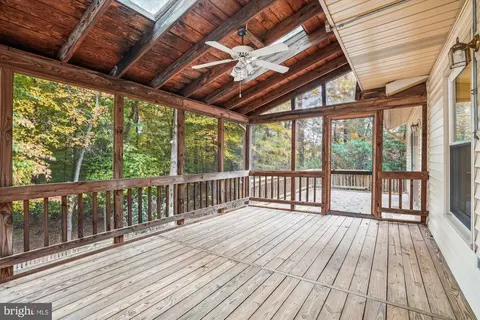 7207 Flower Tuft Ct, Springfield, VA 22153 photo 13