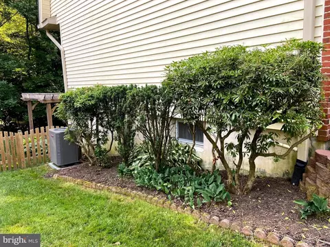 7207 Flower Tuft Ct, Springfield, VA 22153 photo 37