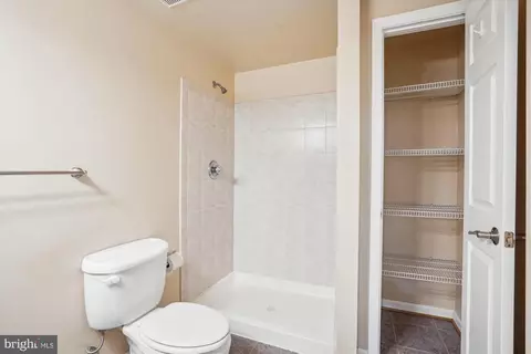 7207 Flower Tuft Ct, Springfield, VA 22153 photo 33