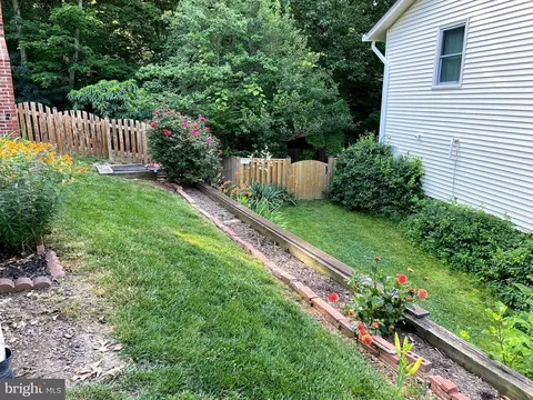 7207 Flower Tuft Ct, Springfield, VA 22153 photo 42