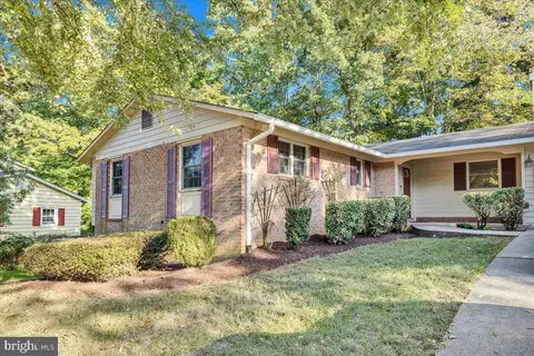 5301 Kaywood Ct, Fairfax, VA 22032