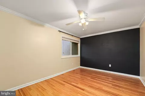 2256 White Cornus Ln, Reston, VA 20191 photo 18