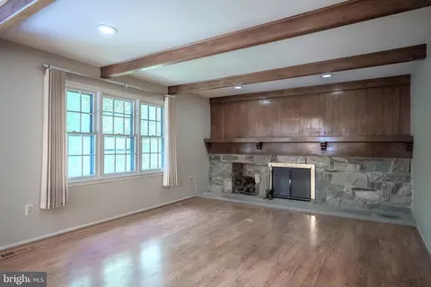 Living - 7438 Silver Pine Dr, Springfield, VA 22153 photo 3 of 5