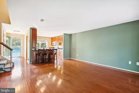 7992 Northumberland Rd, Springfield, VA 22153 photo 14