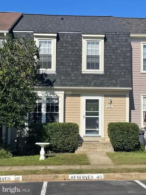 7992 Northumberland Rd, Springfield, VA 22153
