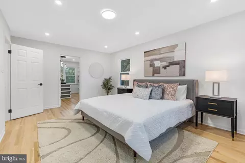 Bedroom - 8606 Powder Horn Rd, Springfield, VA 22152 photo 5 of 7