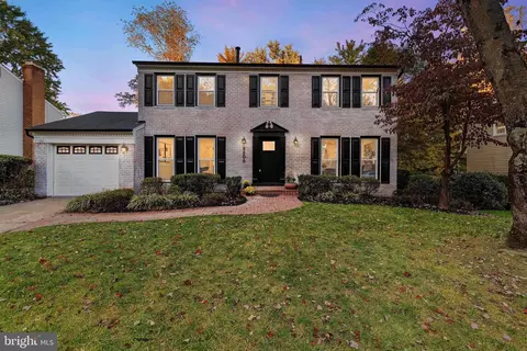 Exterior - 8606 Powder Horn Rd, Springfield, VA 22152 photo 12 of 12