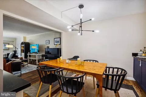 Dining - 7720 Tremayne Pl #212, Mclean, VA 22102 photo 2 of 2