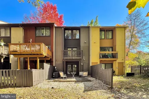 Exterior - 2202 Coppersmith Sq, Reston, VA 20191 photo 11 of 11