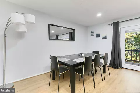 Dining - 2202 Coppersmith Sq, Reston, VA 20191 photo 2 of 2