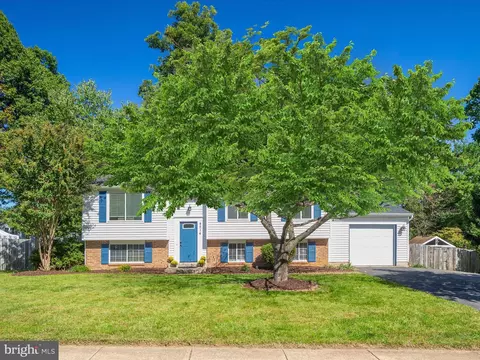 4514 Cub Run Rd, Chantilly, VA 20151