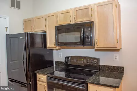 1591 Spring Gate Dr #3113, Mclean, VA 22102 photo 24