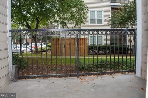 1591 Spring Gate Dr #3113, Mclean, VA 22102 photo 38