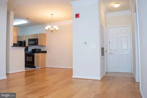 1591 Spring Gate Dr #3113, Mclean, VA 22102 photo 9