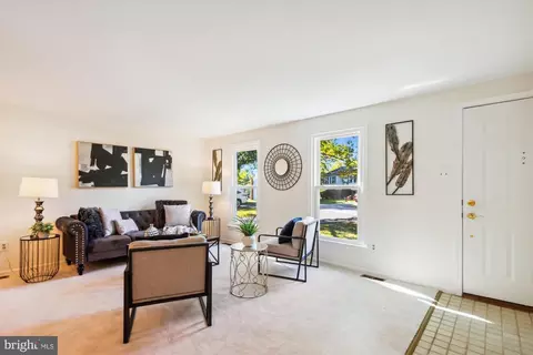 12806 Pinecrest Rd, Herndon, VA 20171 photo 4