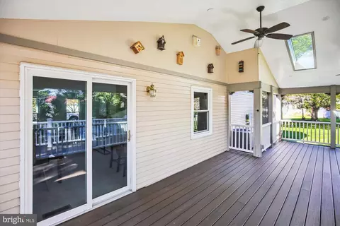 12806 Pinecrest Rd, Herndon, VA 20171 photo 37