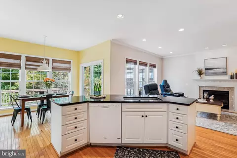 12342 Brown Fox Way, Reston, VA 20191 photo 10