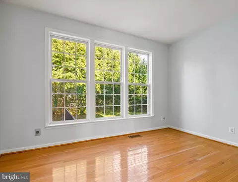 12944 Cedar Glen Ln, Herndon, VA 20171 photo 18