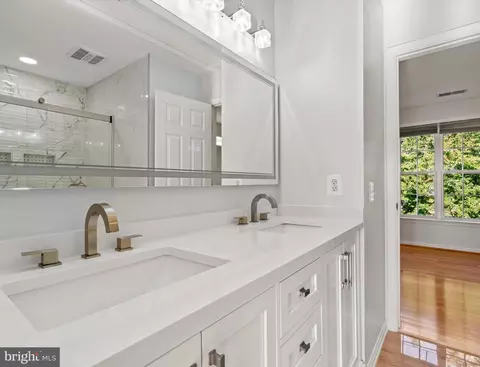 12944 Cedar Glen Ln, Herndon, VA 20171 photo 34