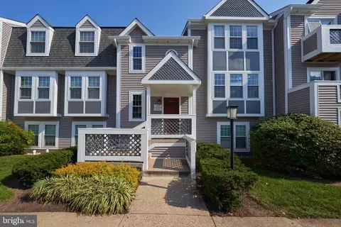 12924 B Grays Pointe Rd #12924B, Fairfax, VA 22033
