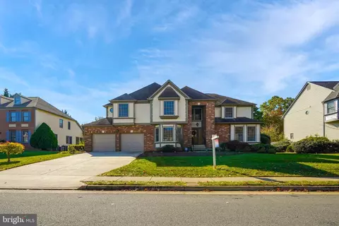 5503 Ashleigh Rd, Fairfax, VA 22030
