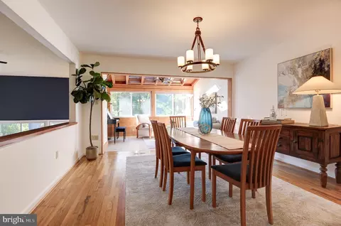 11474 Links Dr, Reston, VA 20190 photo 17