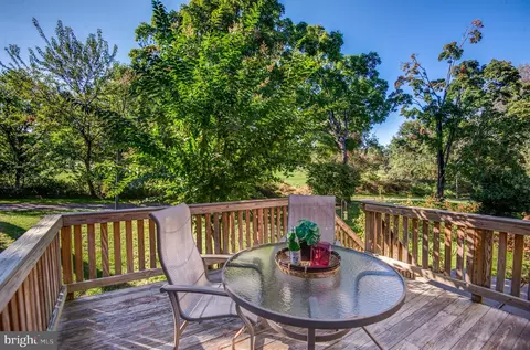 11474 Links Dr, Reston, VA 20190 photo 45