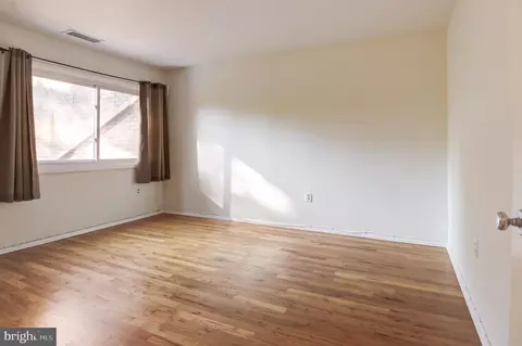 11474 Links Dr, Reston, VA 20190 photo 35