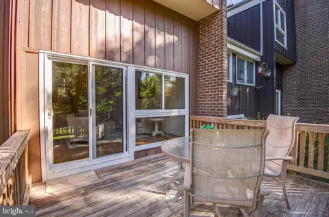 11474 Links Dr, Reston, VA 20190 photo 46