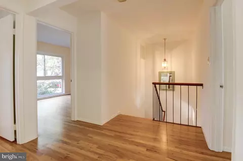 11474 Links Dr, Reston, VA 20190 photo 26