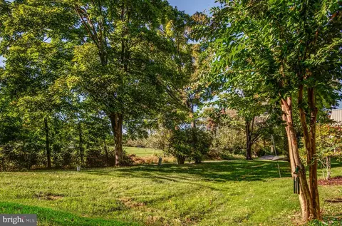 11474 Links Dr, Reston, VA 20190 photo 48