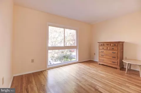 11474 Links Dr, Reston, VA 20190 photo 34