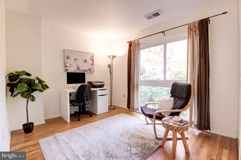 11474 Links Dr, Reston, VA 20190 photo 32